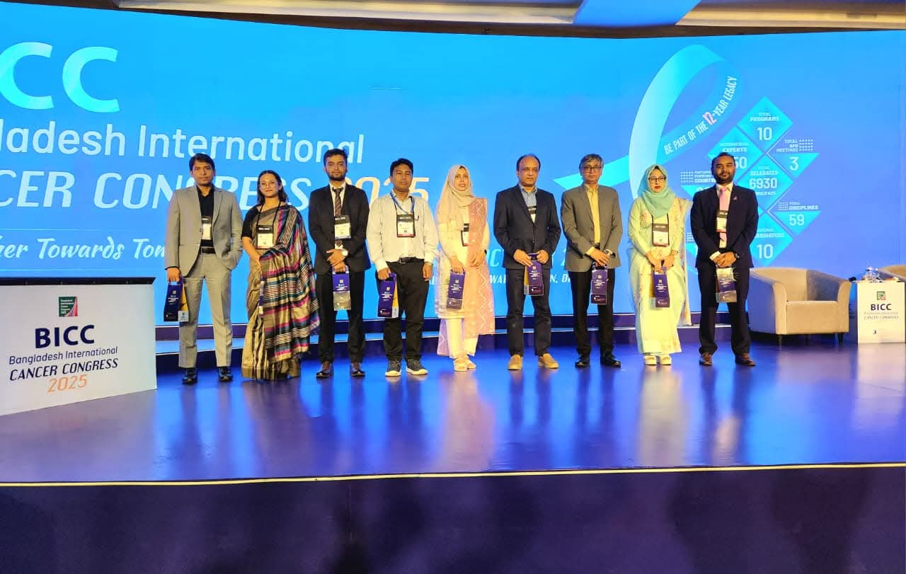 বাংলাদেশ ইন্টারন্যাশনাল ক্যান্সার কংগ্রেসে সাউথইস্ট ইউনিভার্সিটির ফার্মেসির শিক্ষার্থীর রিসার্চ উপস্থাপন