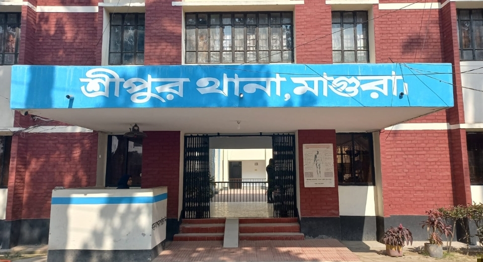 মাগুরার শ্রীপুরে সাংবাদিকের ওপর হামলা, থানায় জিডি