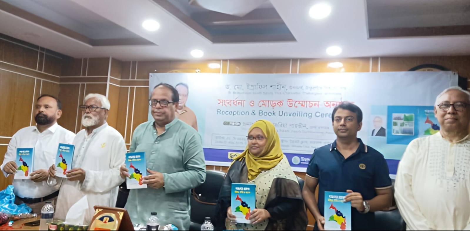পঞ্চগড়ে ঠাকুরগাঁও বিশ্ববিদ্যালয়ের উপাচার্যকে নাগরিক সংবর্ধনা